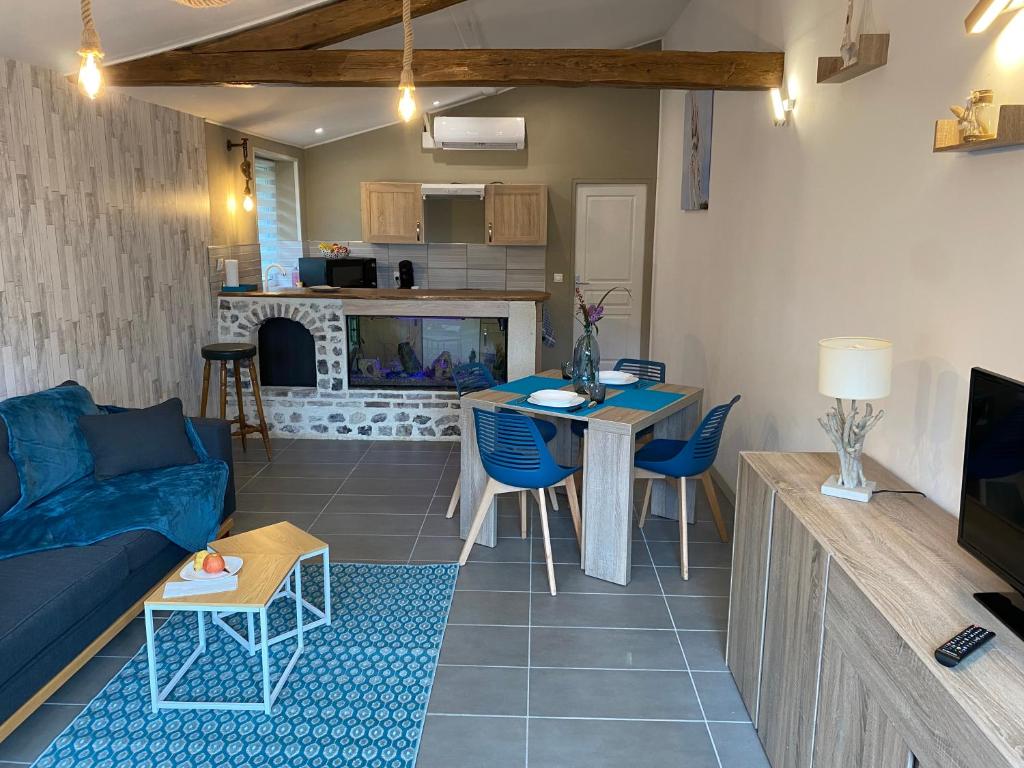 Maison de vacances Les 4 seasons, agréable gîte avec terrasse et jardin 530 Route d'Epreville, 76400 Croix Bigot
