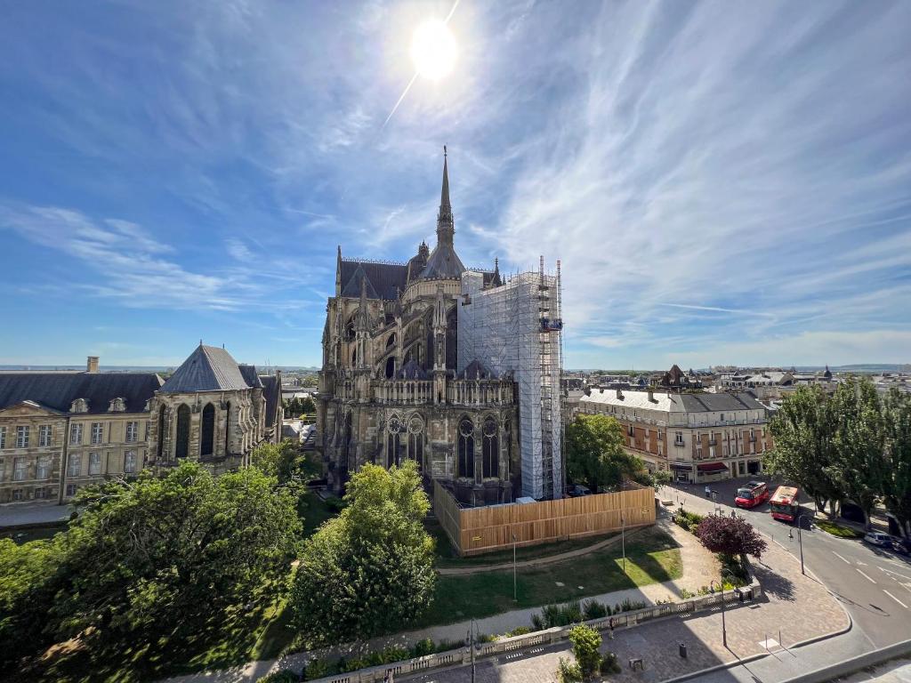 Appartements Les 7 Anges - Cathédrale de Reims 3 Bis Cours Anatole France, 51100 Reims