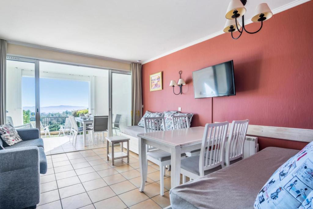 Appartement Les Appartements aux Restanques du Golfe de St Tropez - maeva Home - Appartem 66 1113 route de Bardasse, 83310 Grimaud