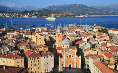 Appartements Les appartements quartier San Carlu, vieille ville Citadelle 13 Rue Roi de Rome Ajaccio