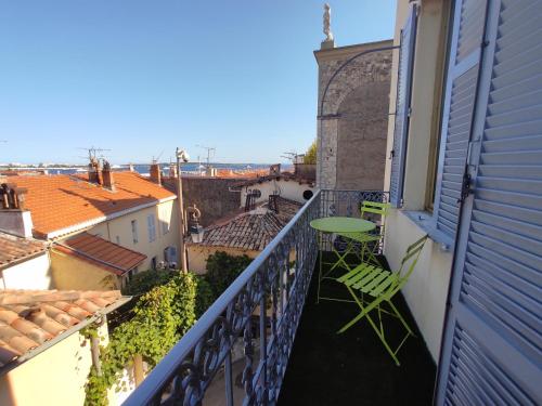 Les balcons de Juliette Cannes Suquet Cannes france