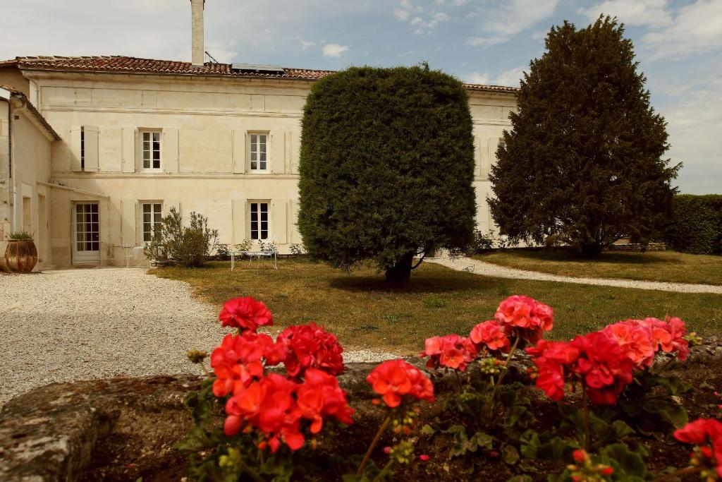 Maison de vacances Les Belles Dormantes Chez Denis, 16300 Lachaise