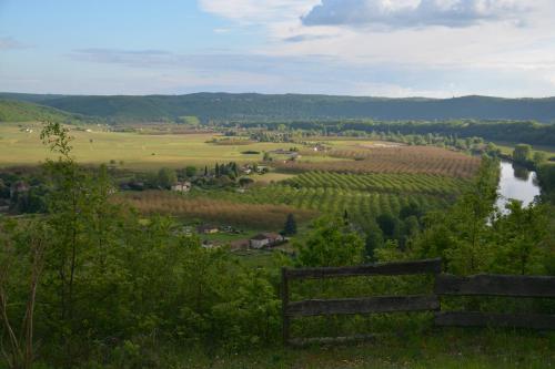 Village vacances Les Bois De Prayssac ROUTE SOEUR MARGUERITE MEYNEN Prayssac