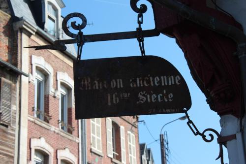 B&B / Chambre d'hôtes Les Capucines 29 rue des Capucins Abbeville