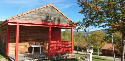 Les Chalets de la MARGERIDE Blavignac france