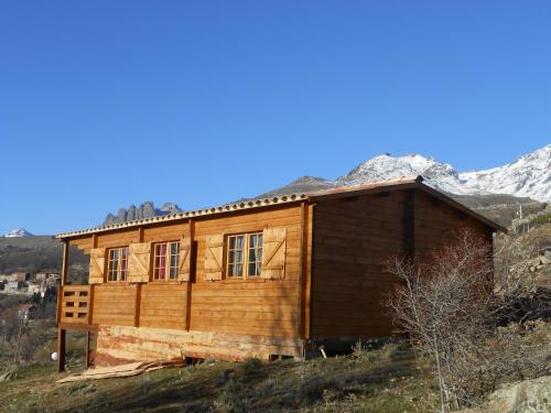 Chalets Les Chalets De Lozzi muro nuovo Calacuccia