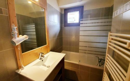 Appartement Les Chalets Des Rennes - VARS - T2 4 personnes - CDRB53 ROUTE DU COL - QUARTIER FONTBONNE Vars