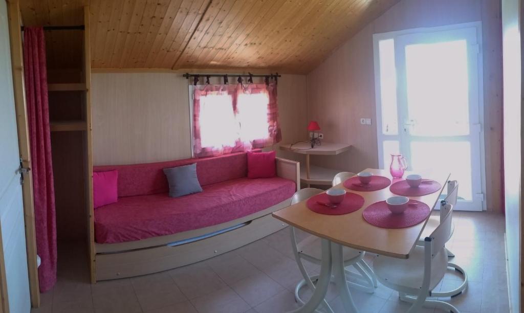 Chalet Les Chalets du Piou hautes fenêtres, 42510 Bussières