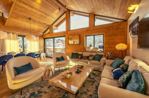 Les Clarines D'Or,Villa avec Piscine,Jacuzzi et Sauna , Pistes de Ski a 2 minutes a pied, pour 12 personnes Courchevel france