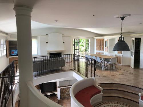 Villa Les Cypres 317 Che de Saint Barthelemy Les Cypres Mougins