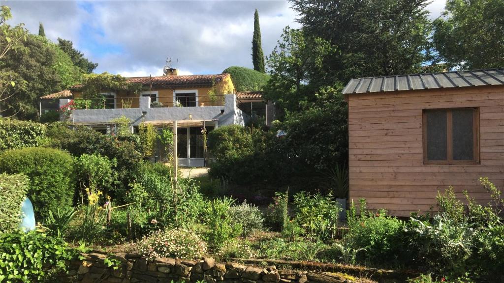 Maison d'hôtes Les deux chemins 62 chemin de la voulte, 34390 Mons