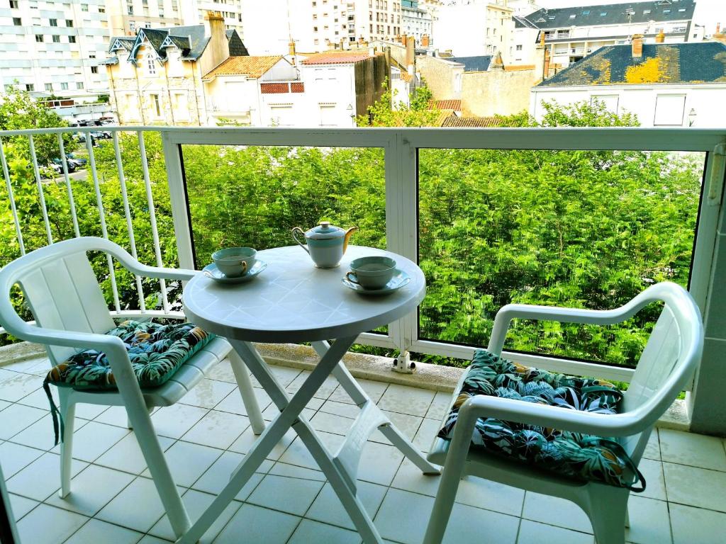 Appartement Les Dunes - A 150m de la Grande Plage PLACE DE LA DIGUE, 10, 85100 Les Sables dʼOlonne