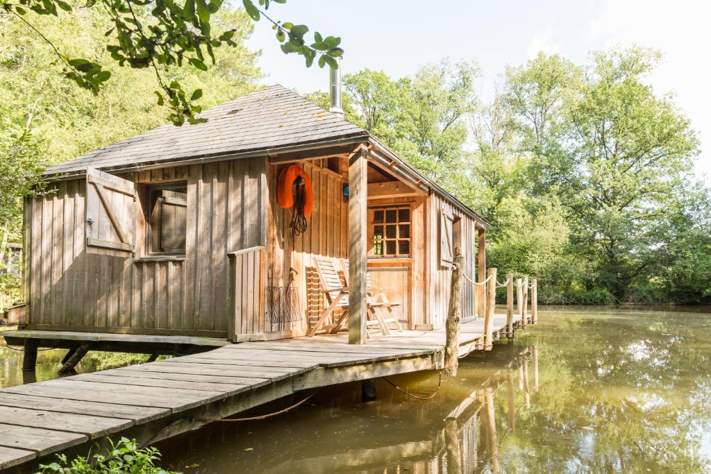 Camping Les Ecolodges de l'Orbière L'Orbière, 53260 Forcé