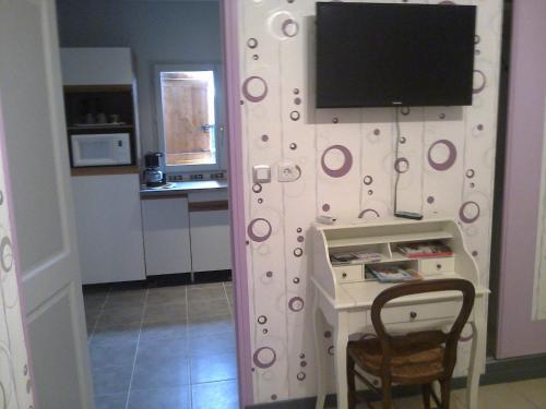 B&B / Chambre d'hôtes Les écureuils 480 rue des pins Tramoyes