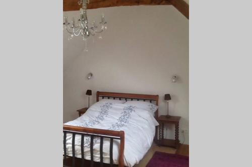Les Ecuries is a modern renovated barn Laniscat france