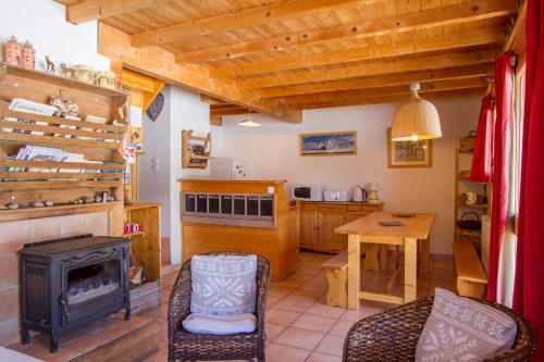 Chalet Les Elfes Hameau des Chazals Nevache Hautes Alpes les chazals chalet les elfes Névache