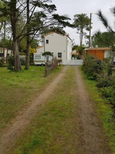 Villa LES EMBRUNS 31 Avenue Sainte-Anne La Tranche-sur-Mer