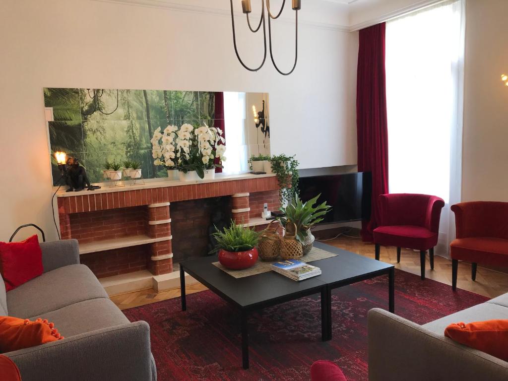 Appartement Les Floralies Capucines 4° Etage Ascenseur 6 Place des Capucines, 13001 Marseille