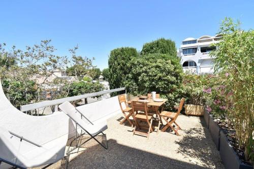 Appartement Les Floralies*Proche Mer*Piscine Résidence les Floralies 2 964 Avenue de Camargue Le Grau-du-Roi