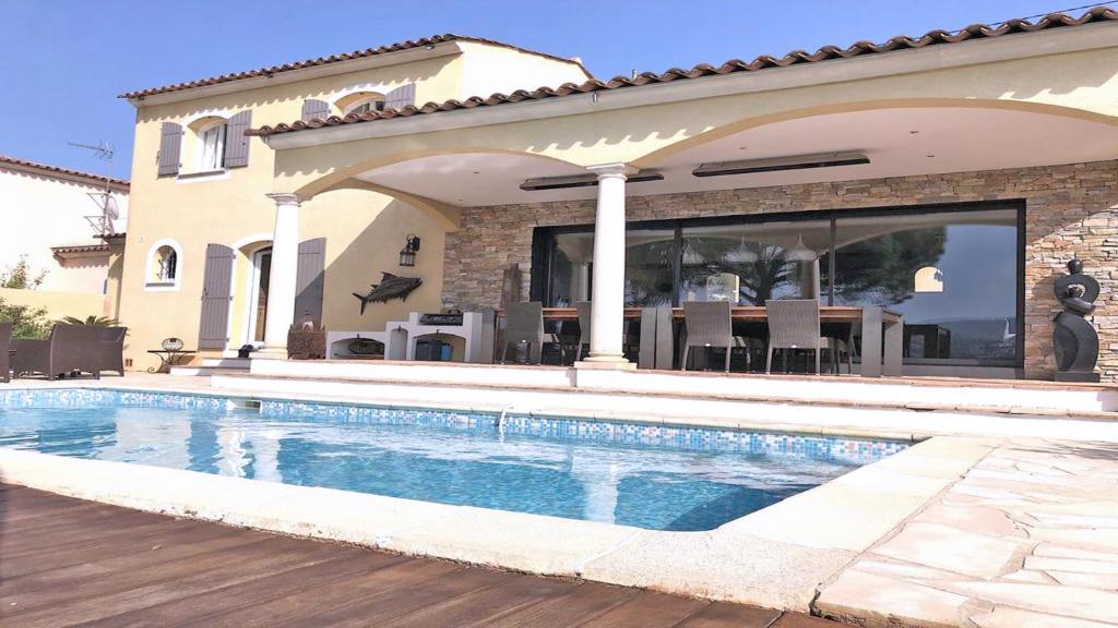 Villas Les Geais 29 Boulevard des Geais, 83120 Sainte-Maxime