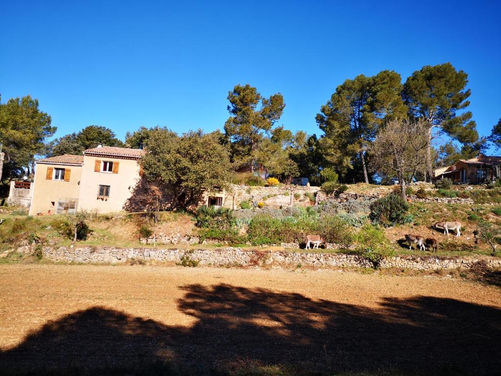 Maison de vacances Les Git'Anes de Pontevès riou, 83670 Pontevès