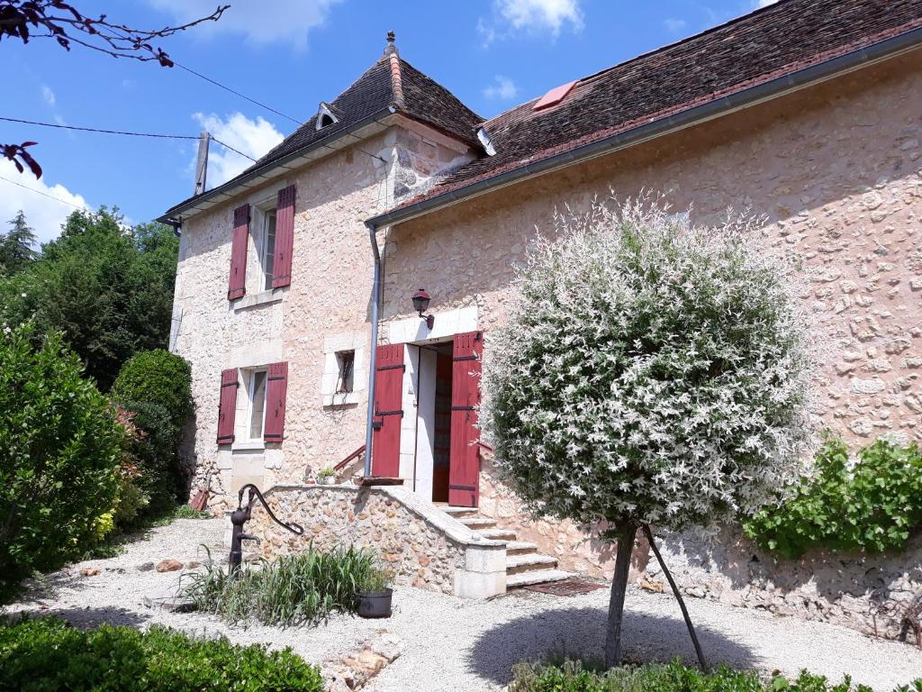 Maisons de vacances Les Gîtes de l'Orta Lieu dit Les Gérauds, 24140 Saint-Jean-dʼEyraud