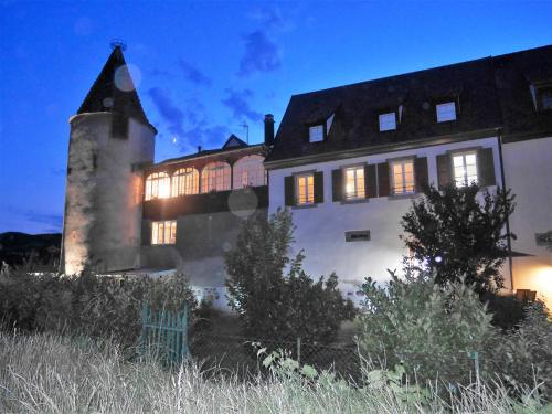 Les Gîtes de la tour, appartement \ Saint-Hippolyte france