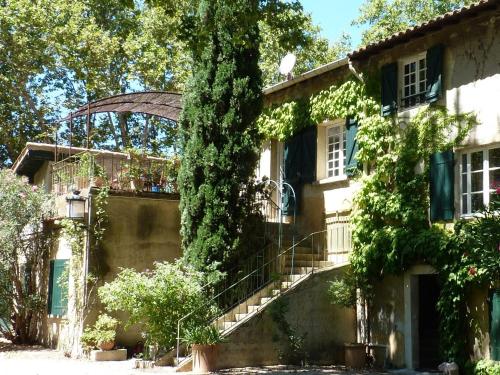 Les Gîtes du Domaine de Rhodes Avignon france