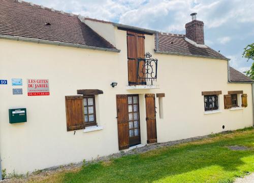 LES GITES DU JARIEL Jouy-sur-Morin france