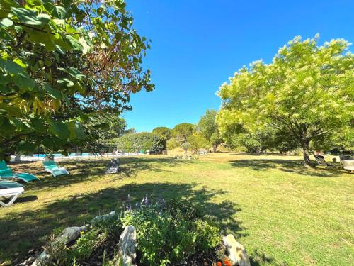 Maison de vacances Les Gîtes du Petit Mas Le vialbe Lieu dit le moulin de meric Lagamas