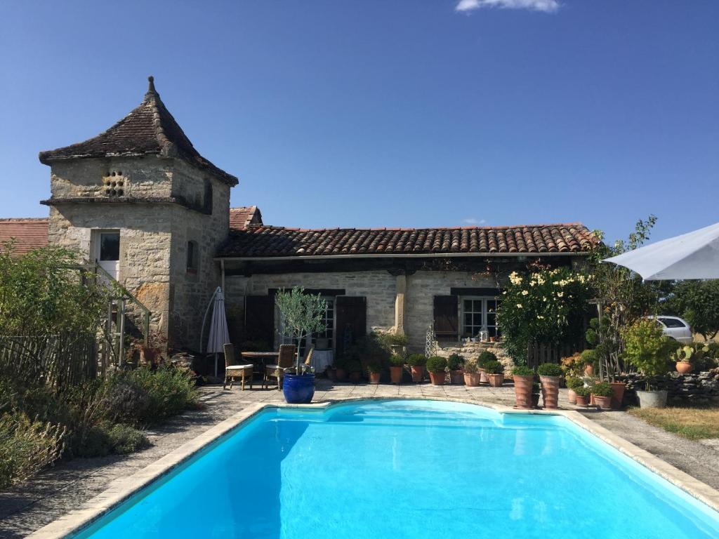 Maisons de vacances Les Gîtes Pérard Lieu dit Perard, 82160 Caylus