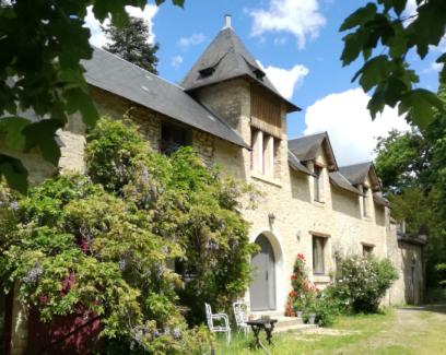 Les Glycines Holiday Cottage Saint-Gaultier france