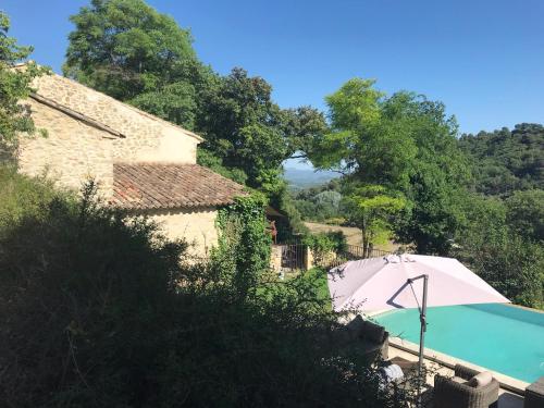 Appart'hôtel Les Gôuts et les Couleurs Chemin d'Apt Cucuron