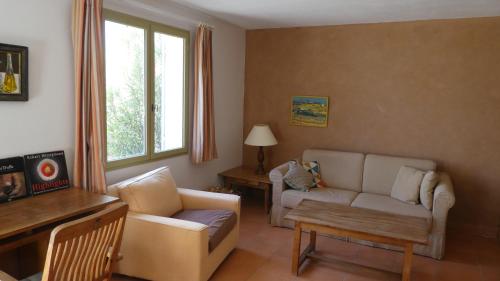 Appartement Les Hauts de Vaugines entre Lourmarin et Cucuron Les Trailles Vaugines