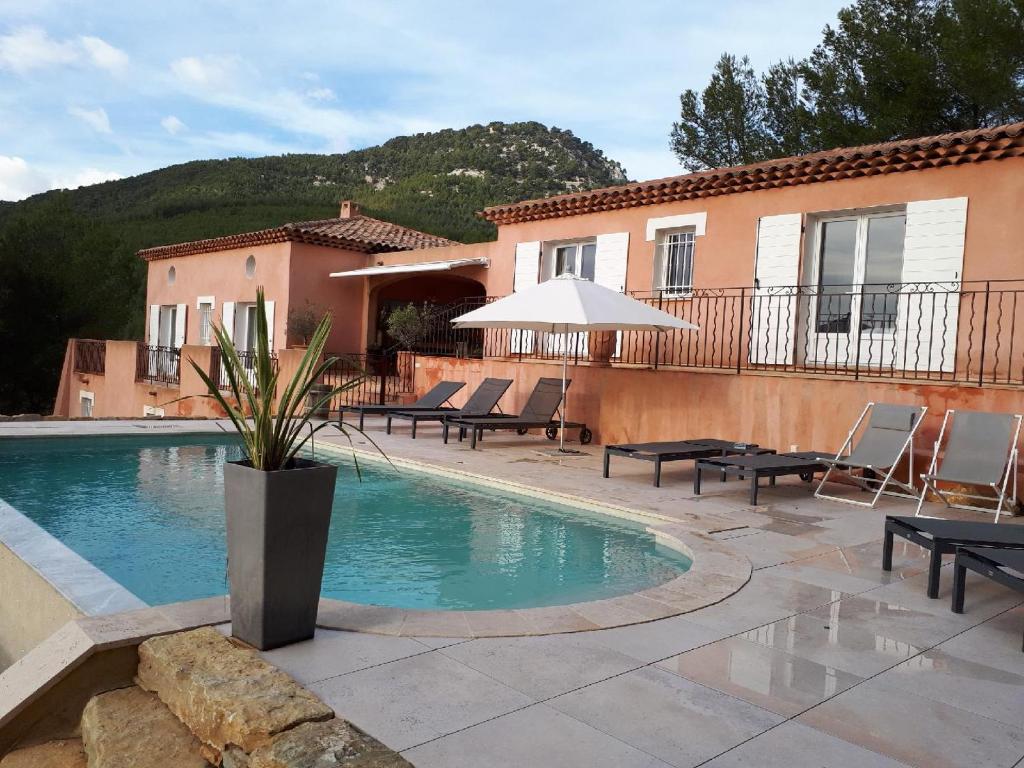 Villa Les Hauts du Lancon 100 Chemin du Vallon de Bonnet, 83110 Sanary-sur-Mer