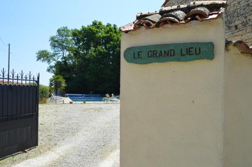 Les Hirondelles Villiers-le-Roux france