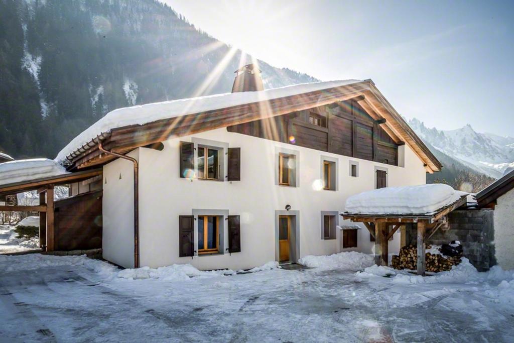 Villa Les Iles 1776 1256 Route d'Argentière, 74400 Chamonix-Mont-Blanc