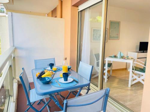 Appartement Les Imperators YourHostHelper 104 Chemin de la Lauve Saint-Raphaël