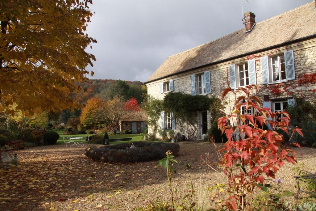 B&B / Chambre d'hôtes Les Jardins de L'Aulnaie 29 Rue de l'Aulnaie, 27120 Fontaine-sous-Jouy