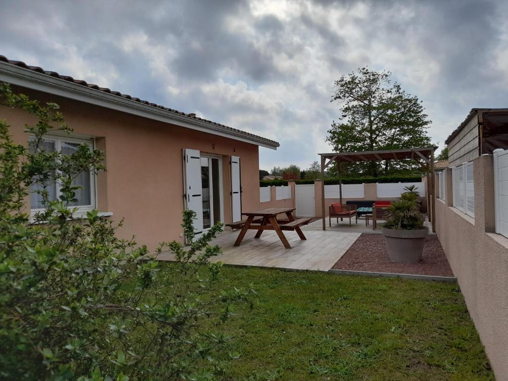 Maison de vacances LES LANDES DU MEDOC 17 Rue de l'Arteson, 33990 Hourtin