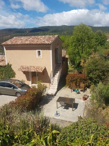 Les Lauriers chambre et terrasse privée Moustiers-Sainte-Marie france