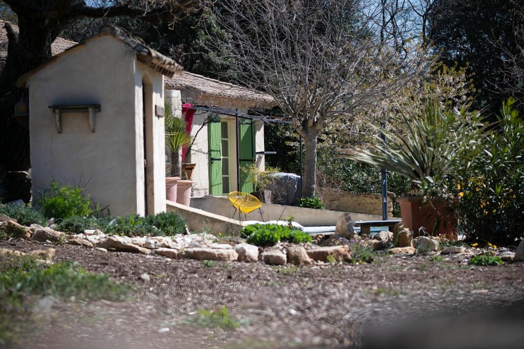 Maison de vacances Les Libellules du Gard - La petite maison des 2 garçons 1253 Hamilliac, 30580 Fontarèches