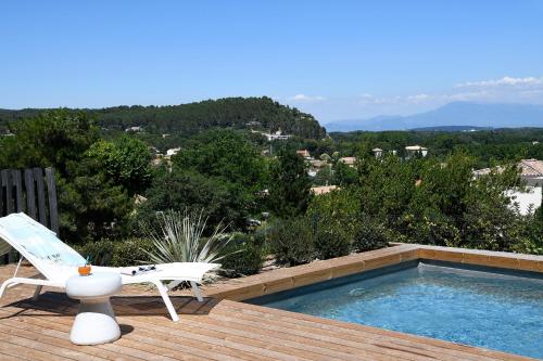 Villa Les Loges en Provence \ 280 Chemin des Oliviers Villeneuve-lès-Avignon