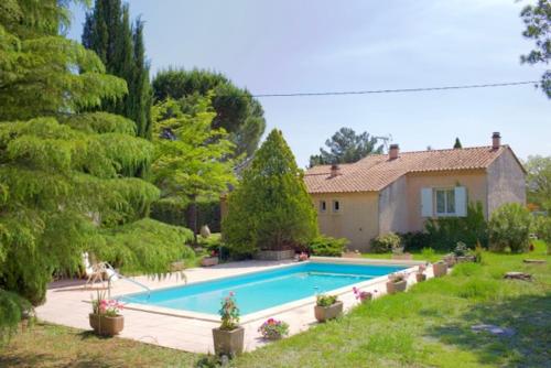 Les murmures du Temps Villa 3 Chambres avec Piscine Carpentras france