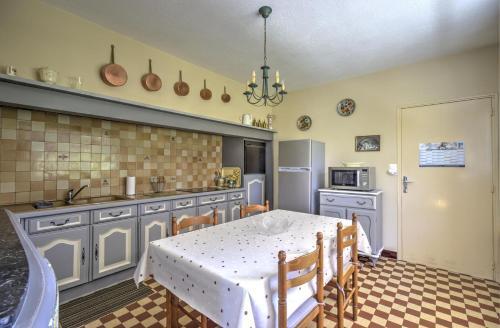 Maison de vacances Les Noisetiers, pays Gaillacois du pontet, 1 Coufouleux