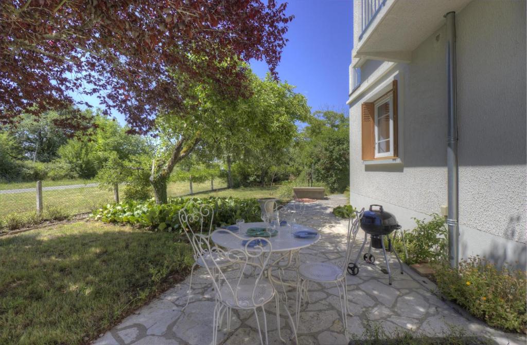 Maison de vacances Les Noisetiers, pays Gaillacois du pontet, 1, 81800 Coufouleux
