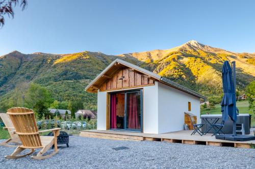 Les Petits Ecrins - Chalets avec spas privatifs Aspres-lès-Corps france