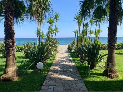 Appartement Les pieds dans l'eau en Corse ! Résidence Sognu di Rena 1155 route de Moriani Moriani-Plage