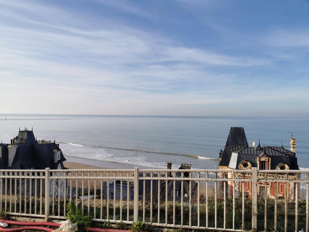 Appartement Les pieds dans l'eau Route de la Corniche - Villa Lutece, 14360 Trouville-sur-Mer