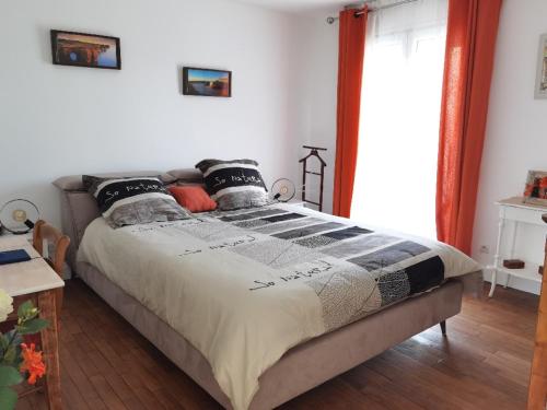 B&B / Chambre d'hôtes LES PINGOUINS DE LA MARNE 42 Quai d'Argonne Le Perreux-Sur-Marne